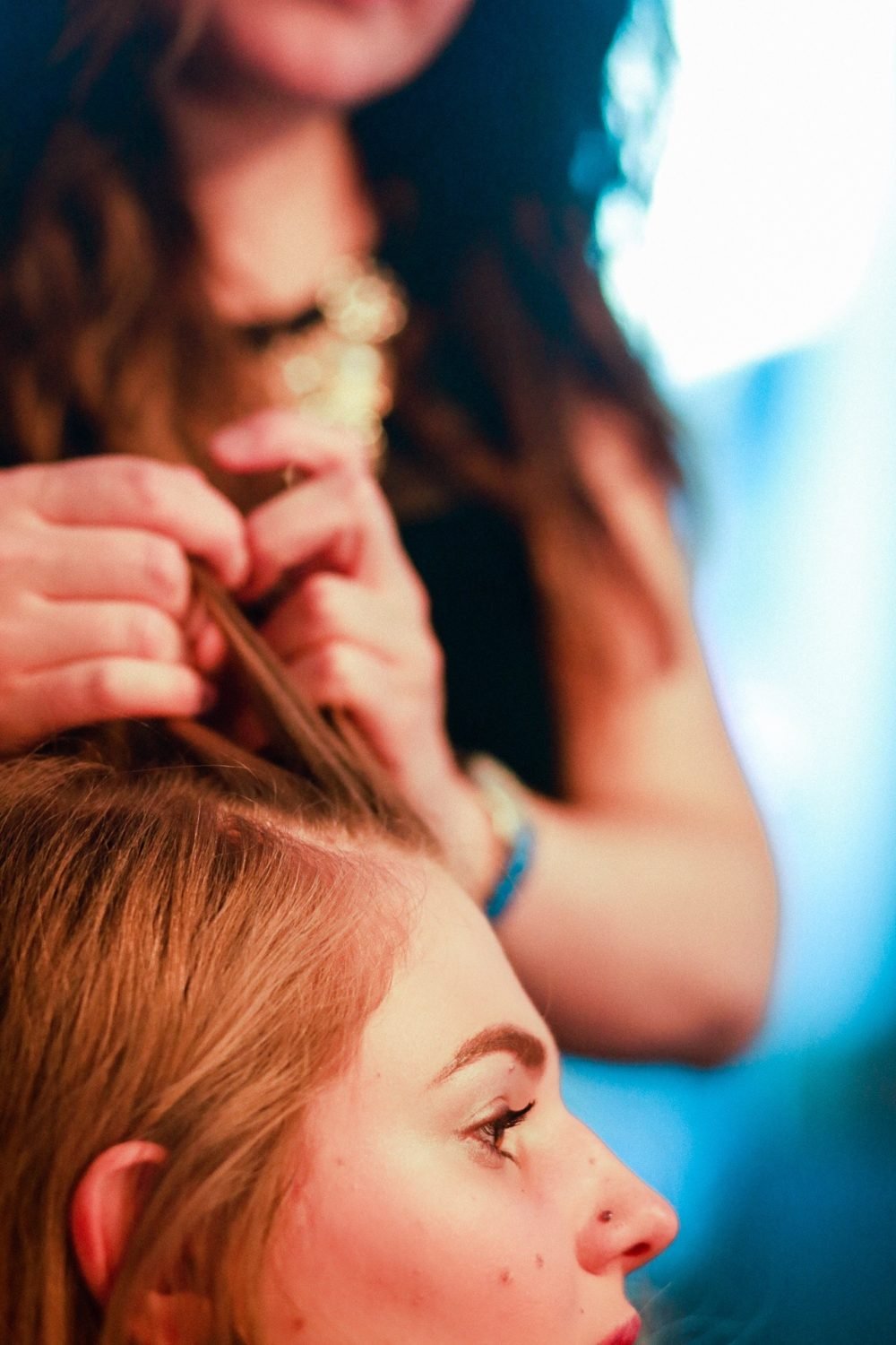 Hairstyling by Dayna