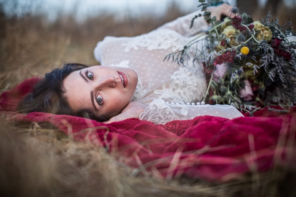 Hairstyling & Makeup by Dayna